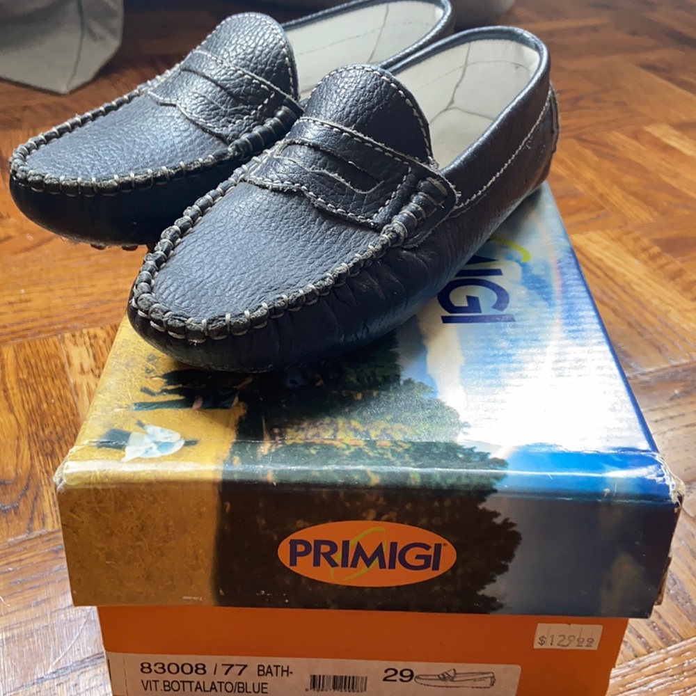 Kids moccasins